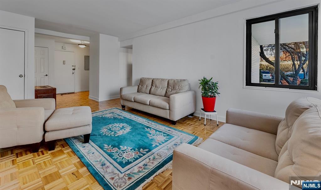 1375 River Road, Unit 1K Edgewater, NJ 07020 - Photo 11 of 15