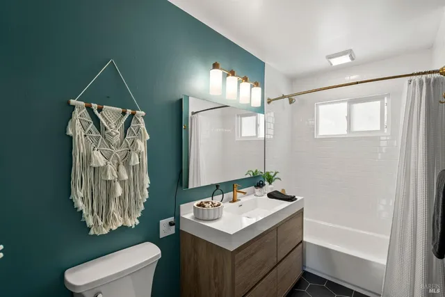 $1,449,000 | 38 Twelveoak Hill Drive, San Rafael, CA 94903