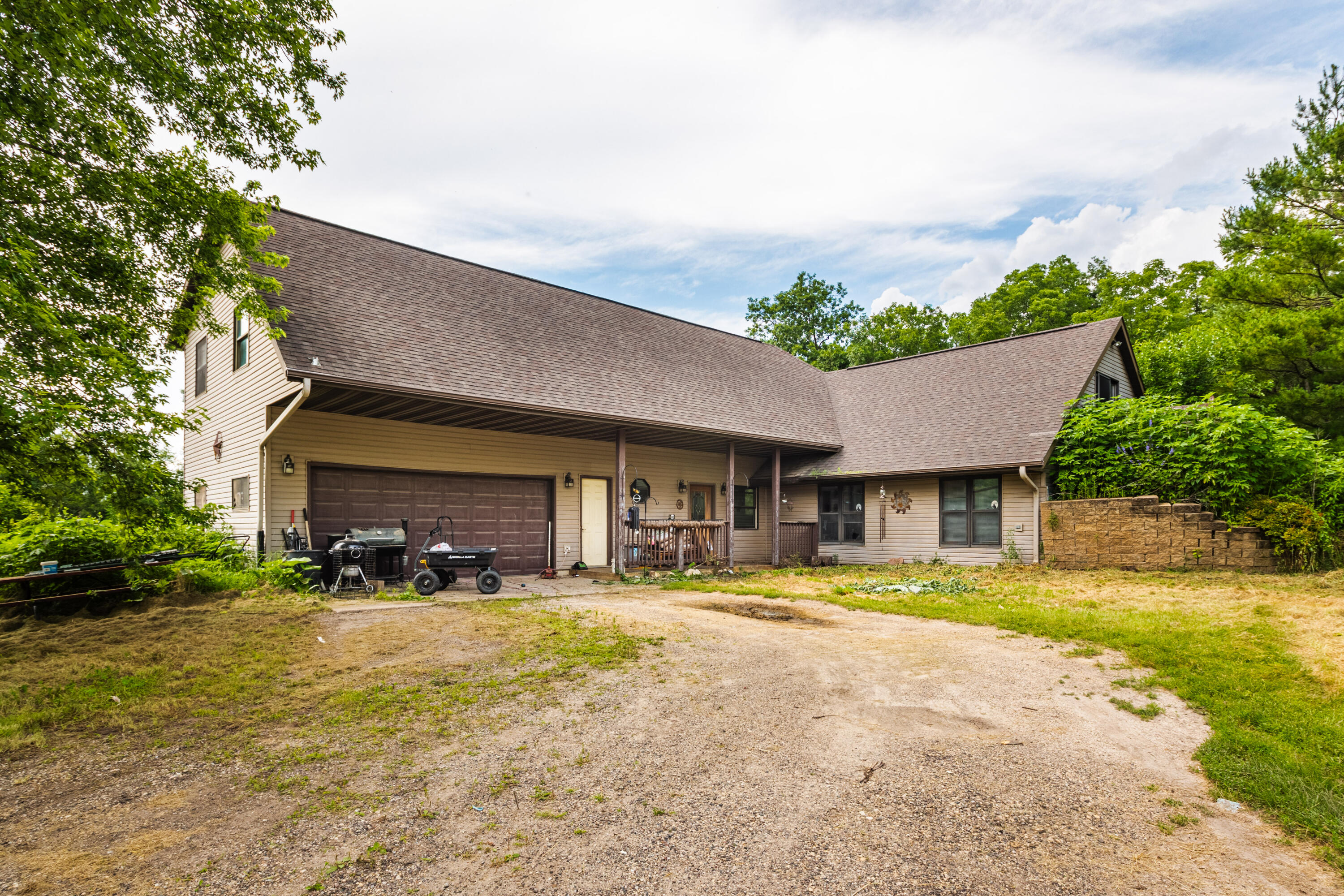 S5755 A Oliver Road De Soto, WI 54624 - Photo 1 of 1 C24I1122-HDR