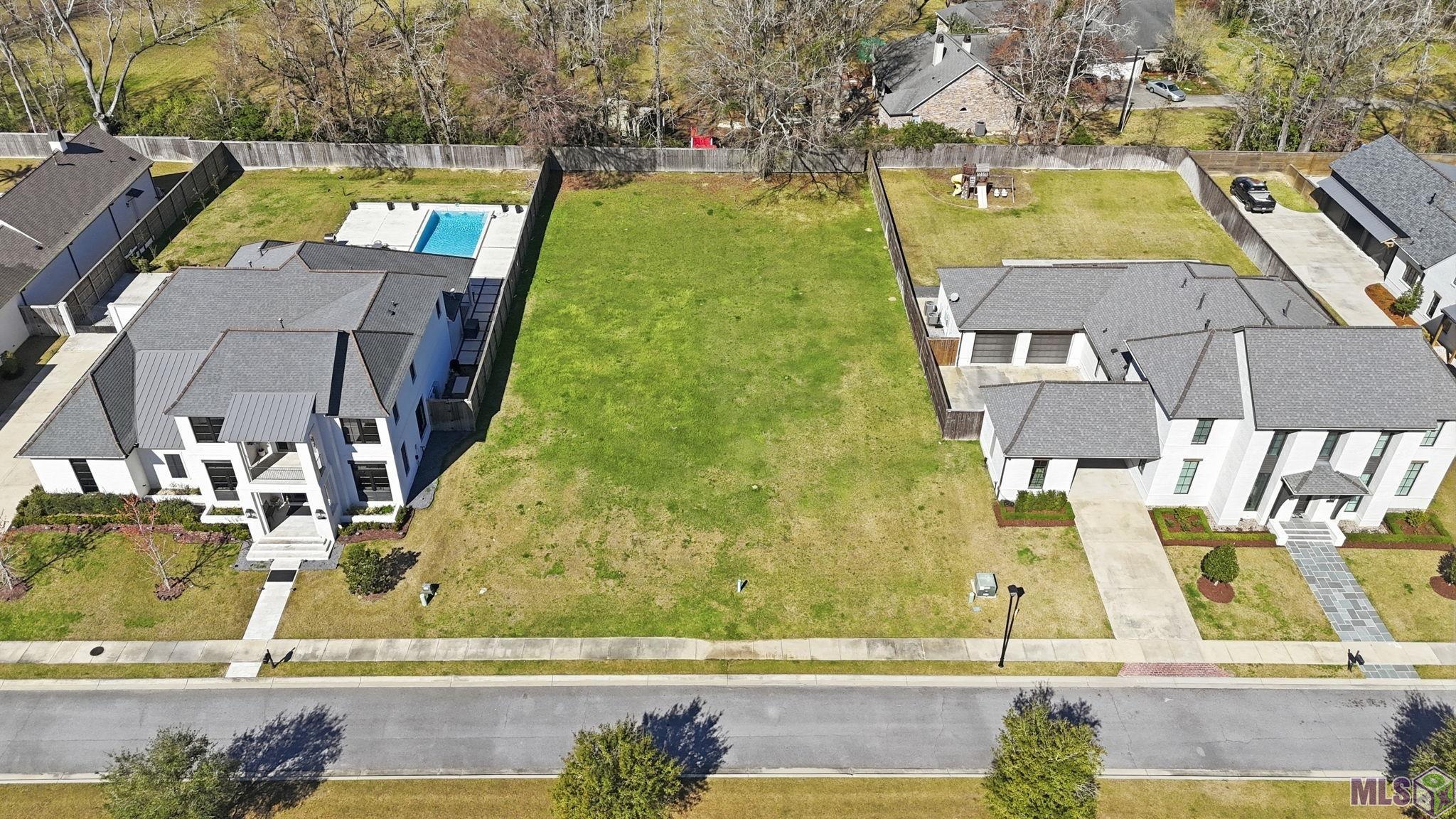 134 Valhalla Boulevard Baton Rouge, LA 70810 - Photo 2 of 8