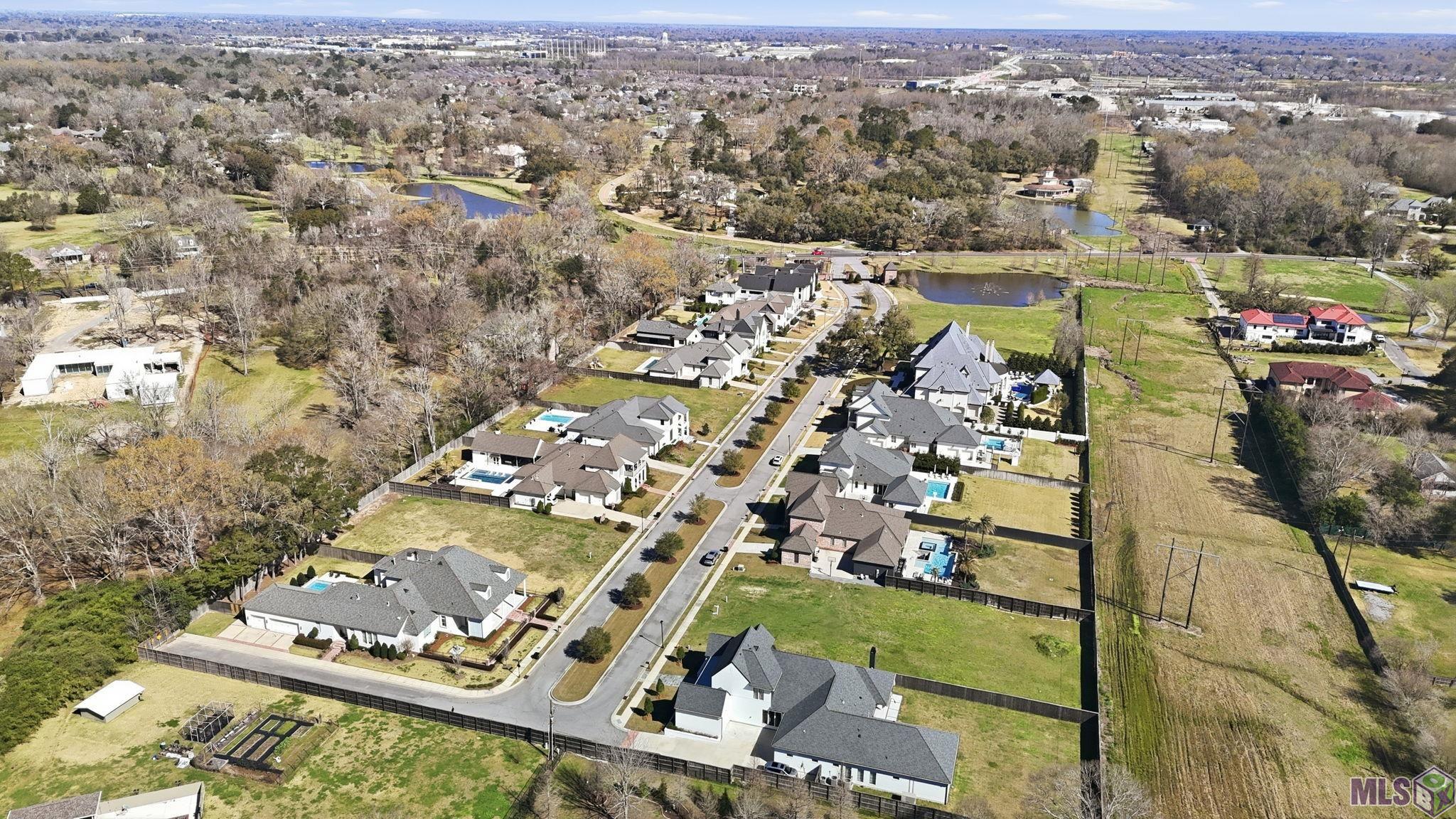 134 Valhalla Boulevard Baton Rouge, LA 70810 - Photo 5 of 8