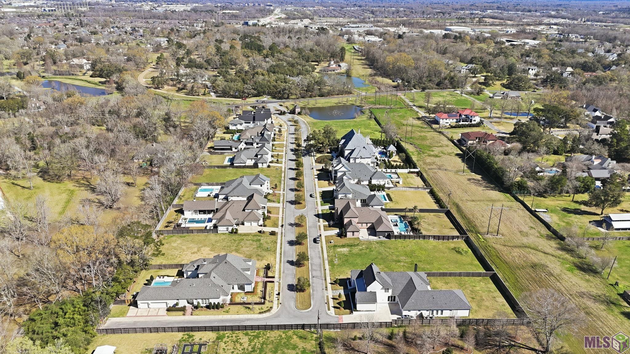 134 Valhalla Boulevard Baton Rouge, LA 70810 - Photo 6 of 8