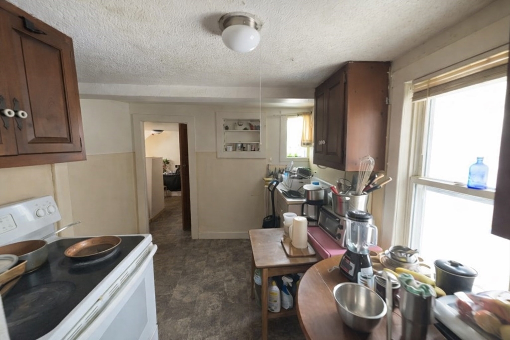 175 Hope Street Greenfield, MA 01301 - Photo 11 of 13