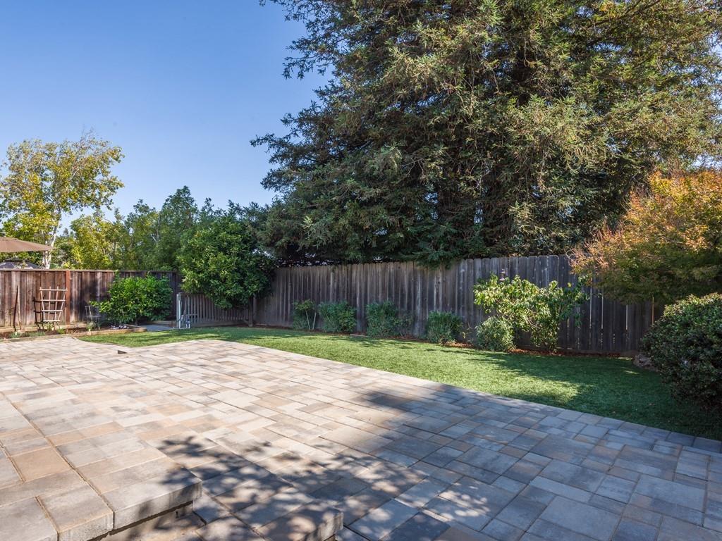 3410 Hillcrest Drive Belmont, CA 94002 - Photo 20 of 26 a backyard of a house