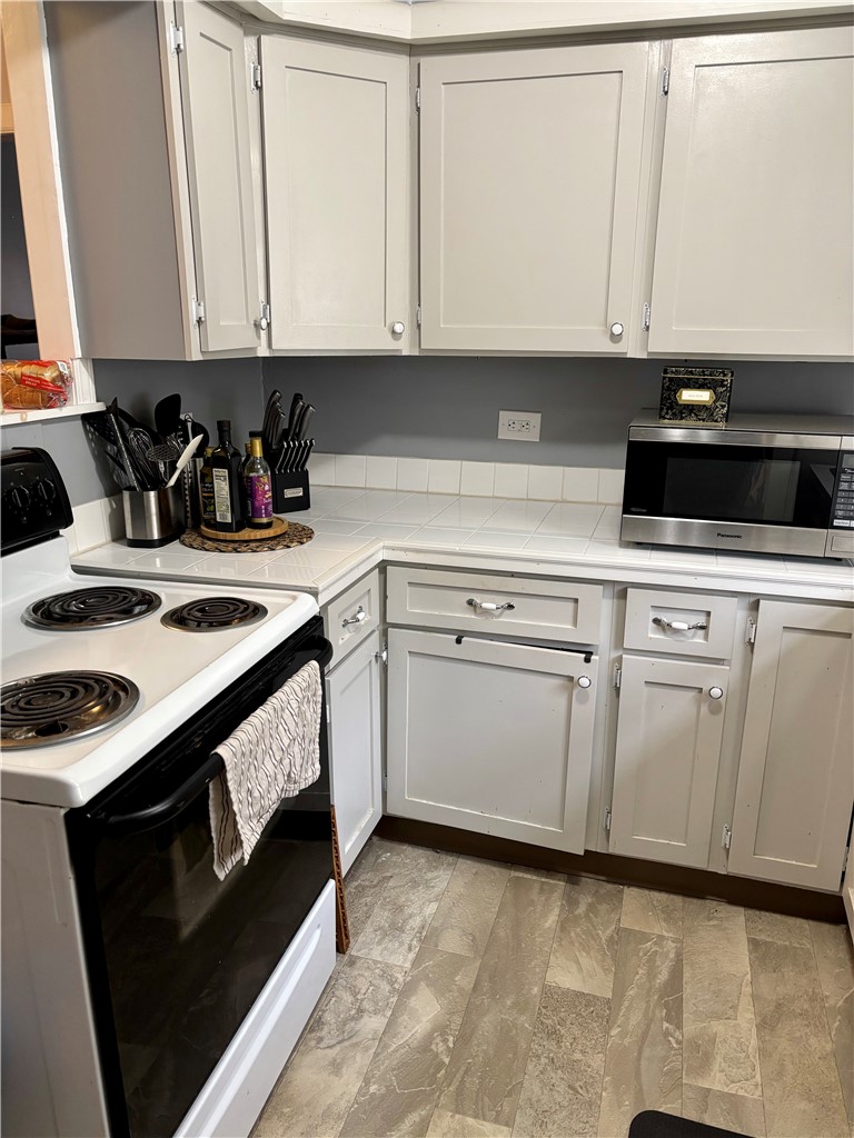 139 West 4th Street Corning, NY 14830 - Photo 8 of 21