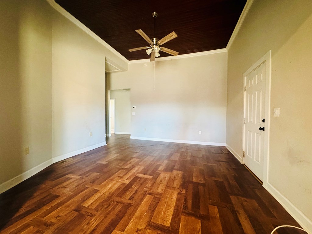 401 Chestnut Street Abbeville, SC 29620 - Photo 9 of 25