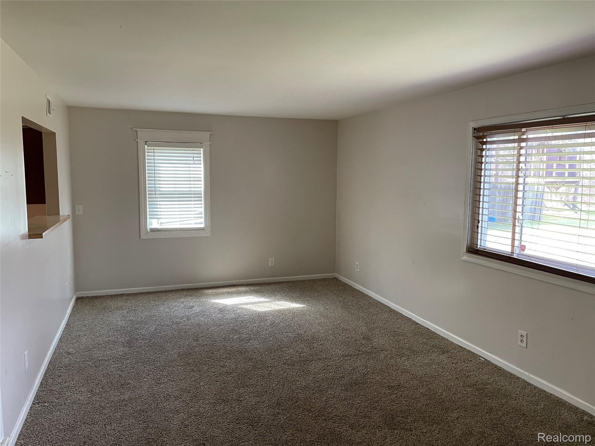 7370 Embury Road Grand Blanc, MI 48439 - Photo 6 of 8 39112A65-B9B6-4EC2-B140-7747394EE1DC.jpeg