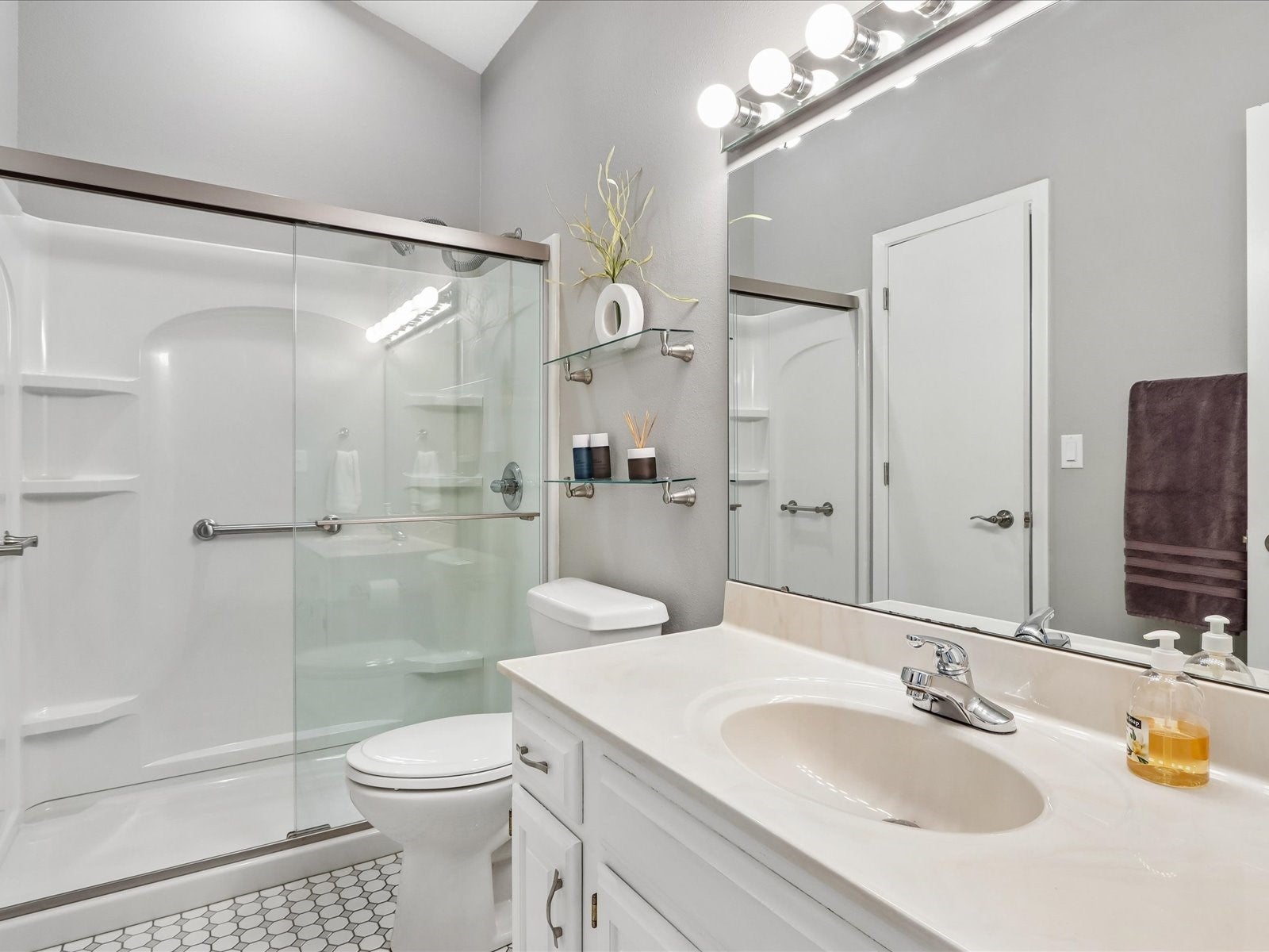 801 East Post Road Southeast Cedar Rapids, IA 52403 - Photo 13 of 29 Gallery Image 13