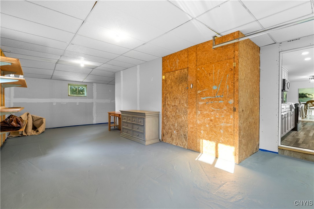 405 Van Roen Road Utica, NY 13502 - Photo 23 of 25