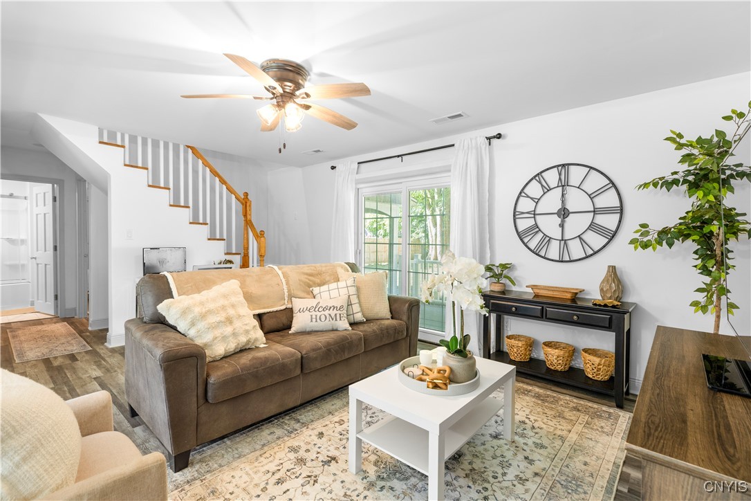 405 Van Roen Road Utica, NY 13502 - Photo 9 of 25