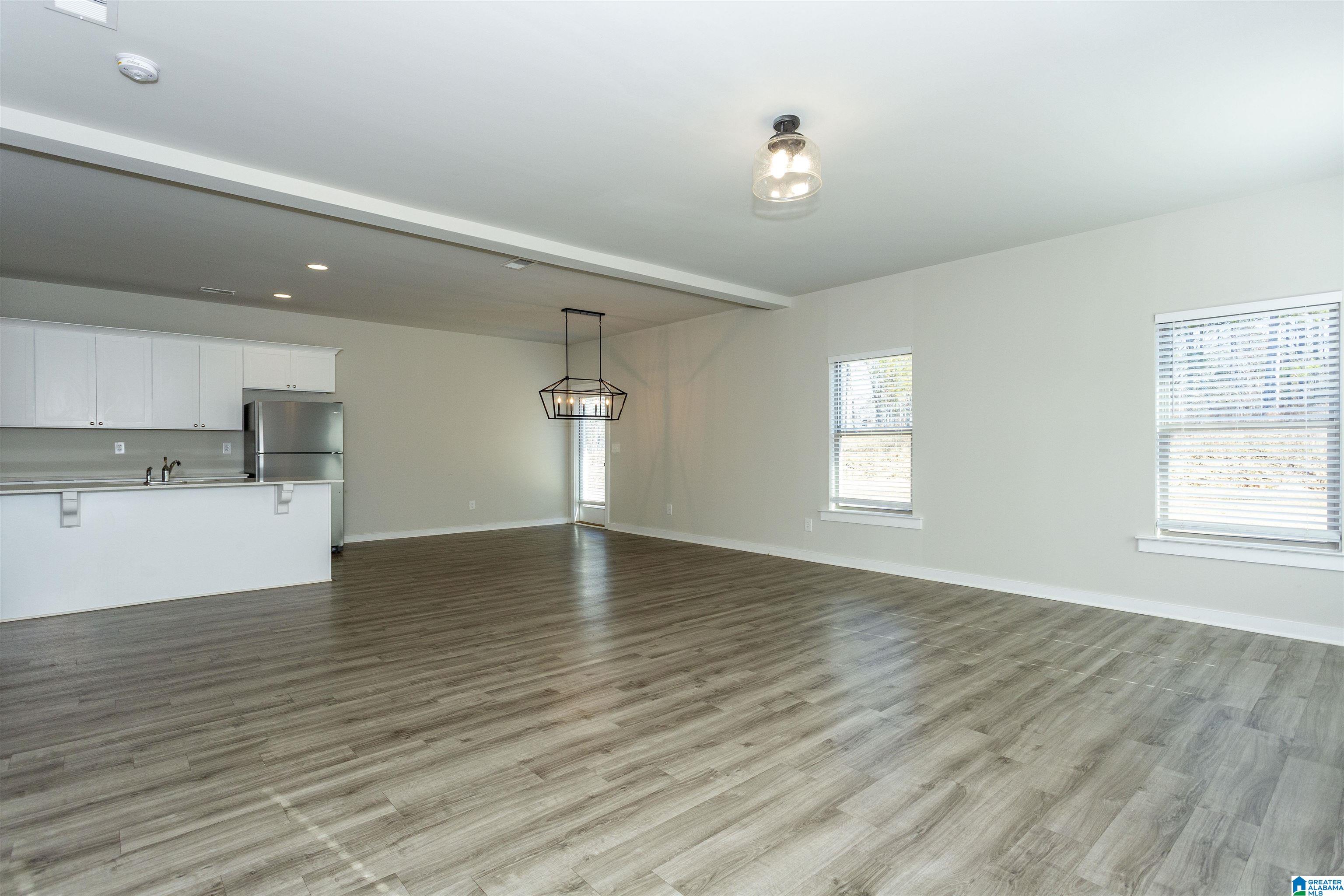 180 Ridgeview Circle Jemison, AL 35085 - Photo 13 of 45