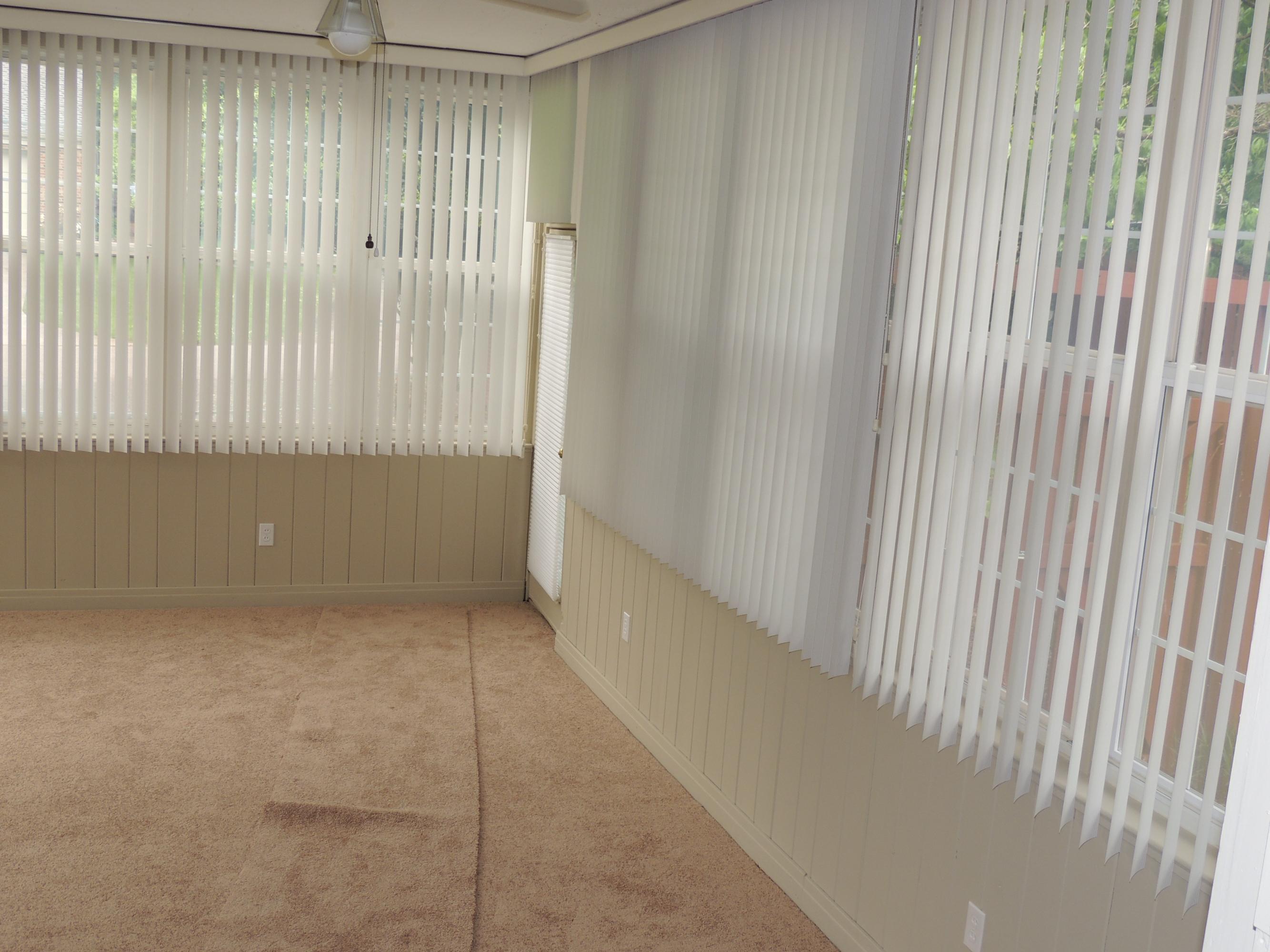 1141 Southgate Road Southwest Knoxville, TN 37919 - Photo 6 of 31 Family Room