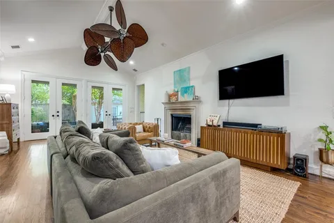 $999,000 | 7138 Westbrook Lane, Dallas, TX 75214