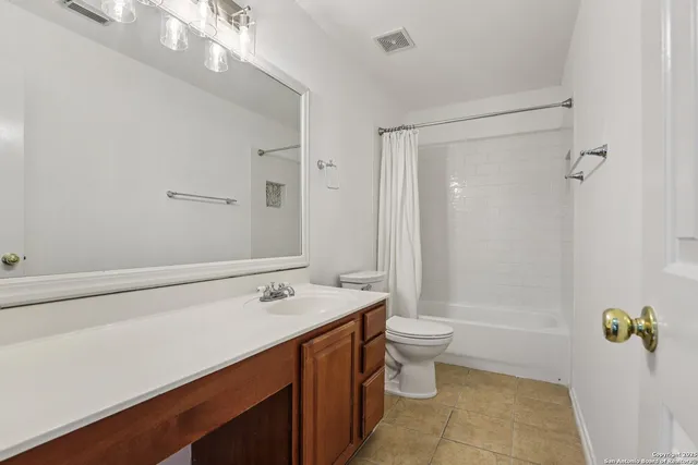 $2,850 | 16 Marella Drive, San Antonio, TX 78248