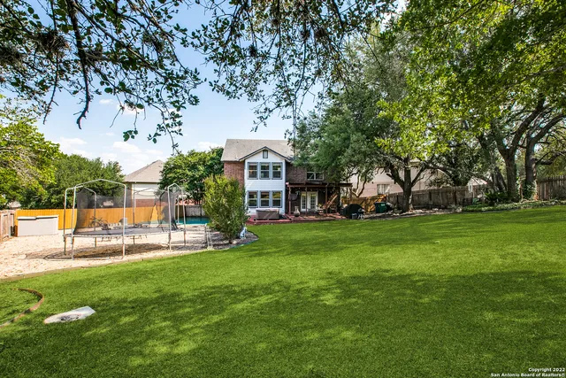 $2,850 | 16 Marella Drive, San Antonio, TX 78248