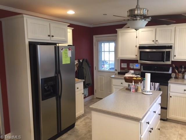 752 Austin Little Mountain Road Ronda, NC 28670 - Photo 5 of 9 Gallery Image 5