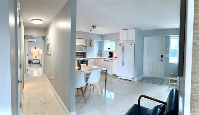 $500,000 | 1705 North Riverside Drive, Unit 2, Pompano Beach, FL 33062