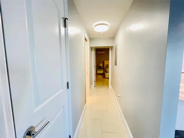 $500,000 | 1705 North Riverside Drive, Unit 2, Pompano Beach, FL 33062