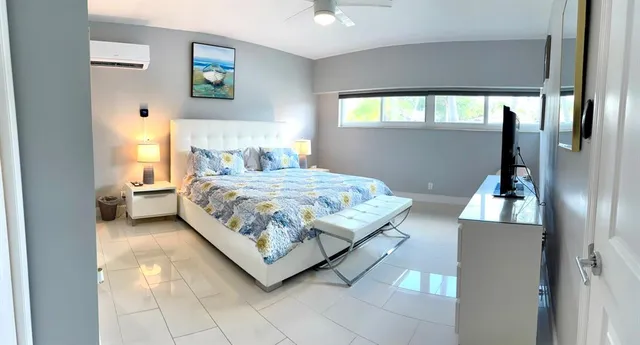 $500,000 | 1705 North Riverside Drive, Unit 2, Pompano Beach, FL 33062