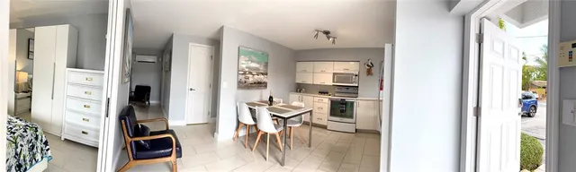 $500,000 | 1705 North Riverside Drive, Unit 2, Pompano Beach, FL 33062