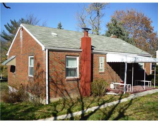 434 Center Road Monroeville, PA 15146 - Photo 3 of 4 Exterior Back.