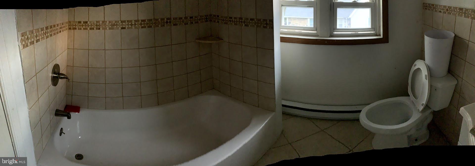 127 Copley Road Upper Darby, PA 19082 - Photo 10 of 11 3rd Floor Bathroom