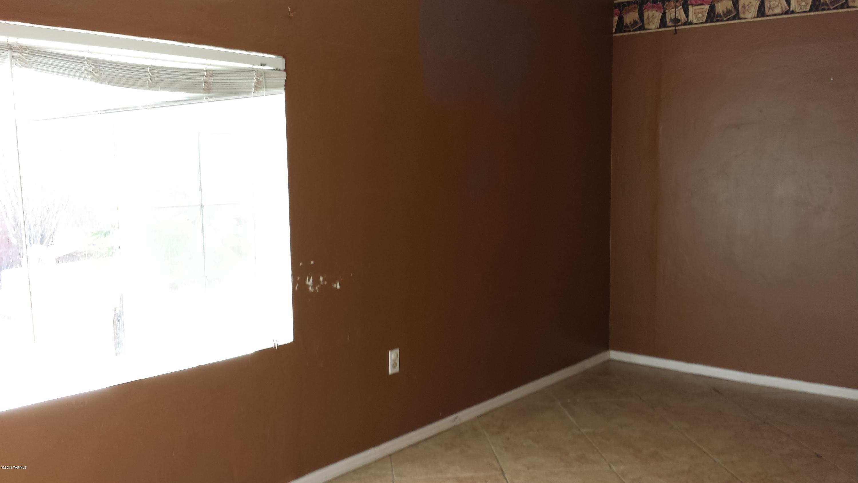 8174 North Plantation Place Tucson, AZ 85741 - Photo 5 of 24
