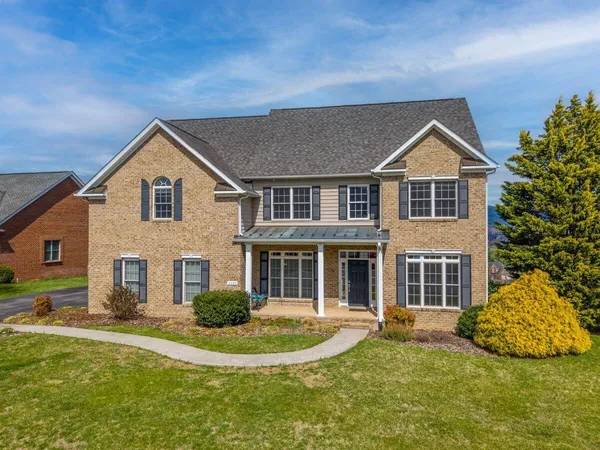 $675,000 | 2229 River Oaks Drive, Salem, VA 24153