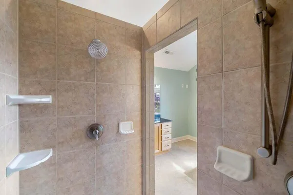 $675,000 | 2229 River Oaks Drive, Salem, VA 24153