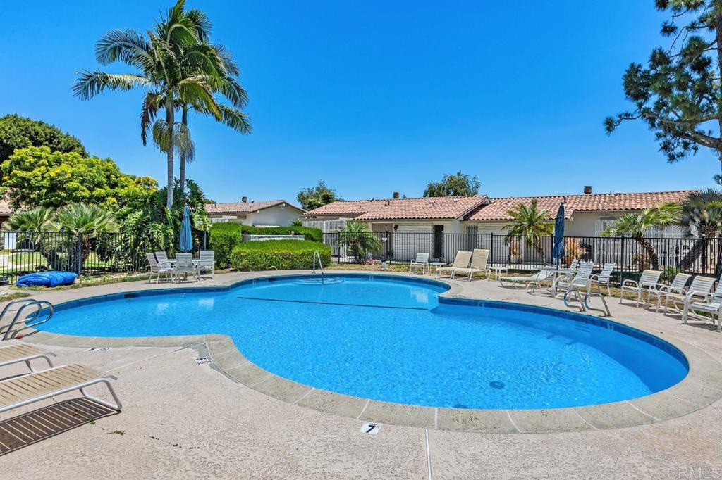 7057 Estrella De Mar Road Carlsbad, CA 92009 - Photo 38 of 40