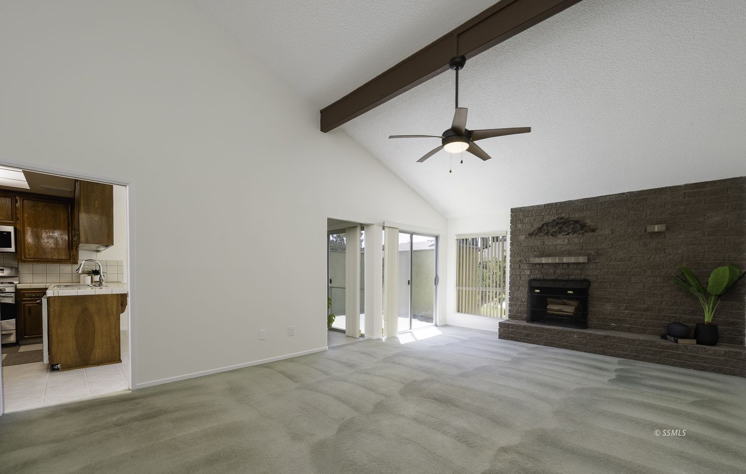 507 Sydnor Avenue Ridgecrest, CA 93555 - Photo 4 of 43