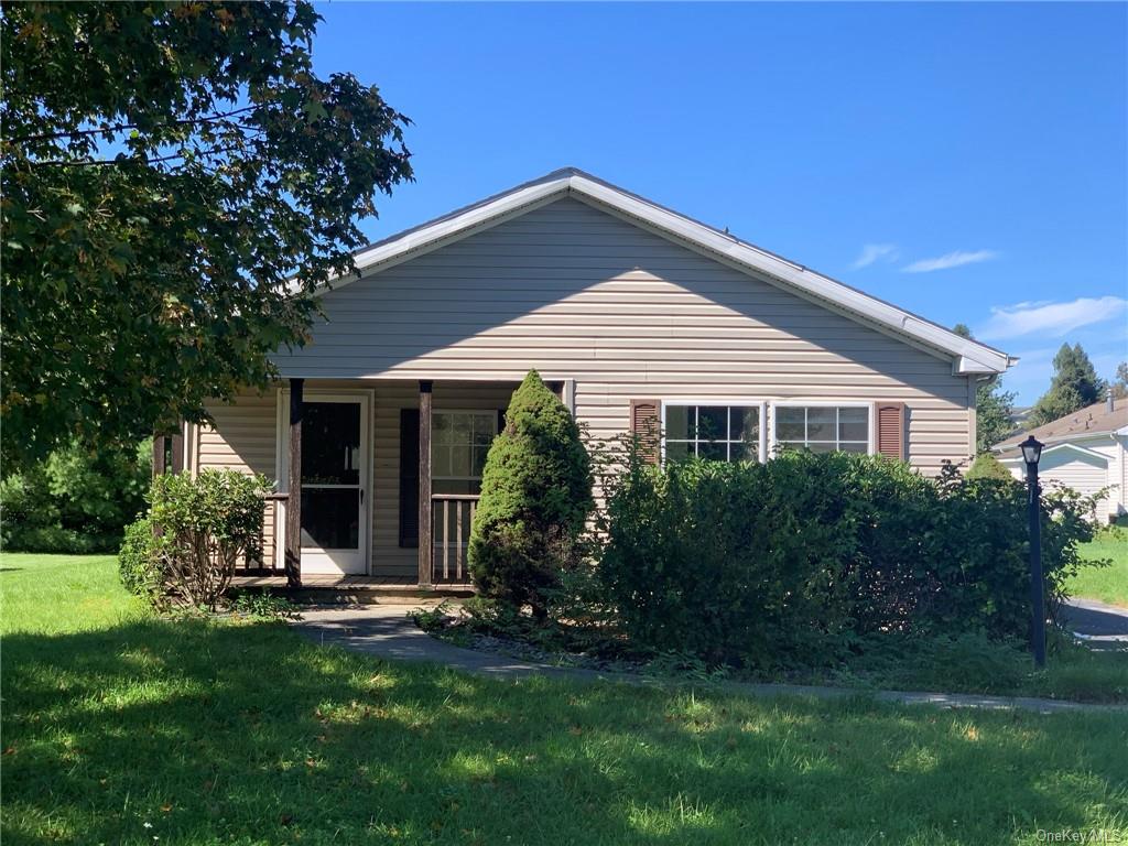 3 Vista Lane, Poughkeepsie, NY 12603 Compass