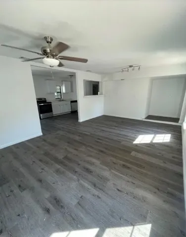 $1,400 | 613 South Saunders Street, Seguin, TX 78155