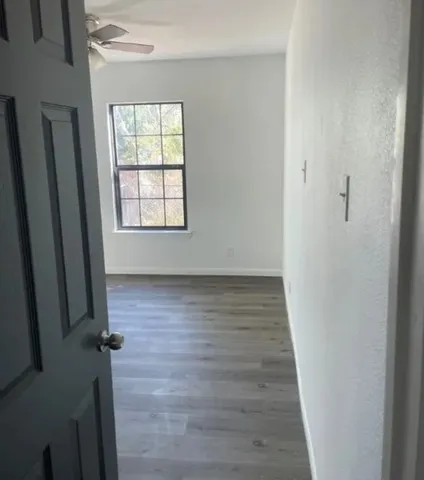 $1,400 | 613 South Saunders Street, Seguin, TX 78155