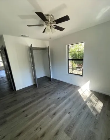 $1,400 | 613 South Saunders Street, Seguin, TX 78155