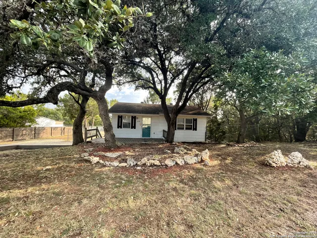 $975 | 2238 Deer Run Pass, Canyon Lake, TX 78133