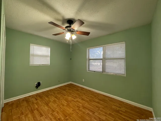 $975 | 2238 Deer Run Pass, Canyon Lake, TX 78133