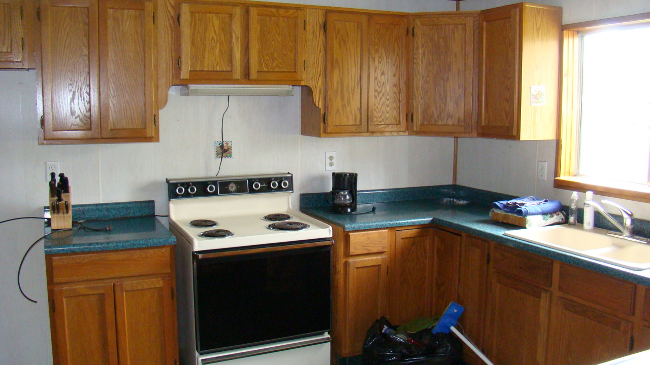 8520 Silver Bridge Road Palo Cedro, CA 96073 - Photo 4 of 14 Kitchen