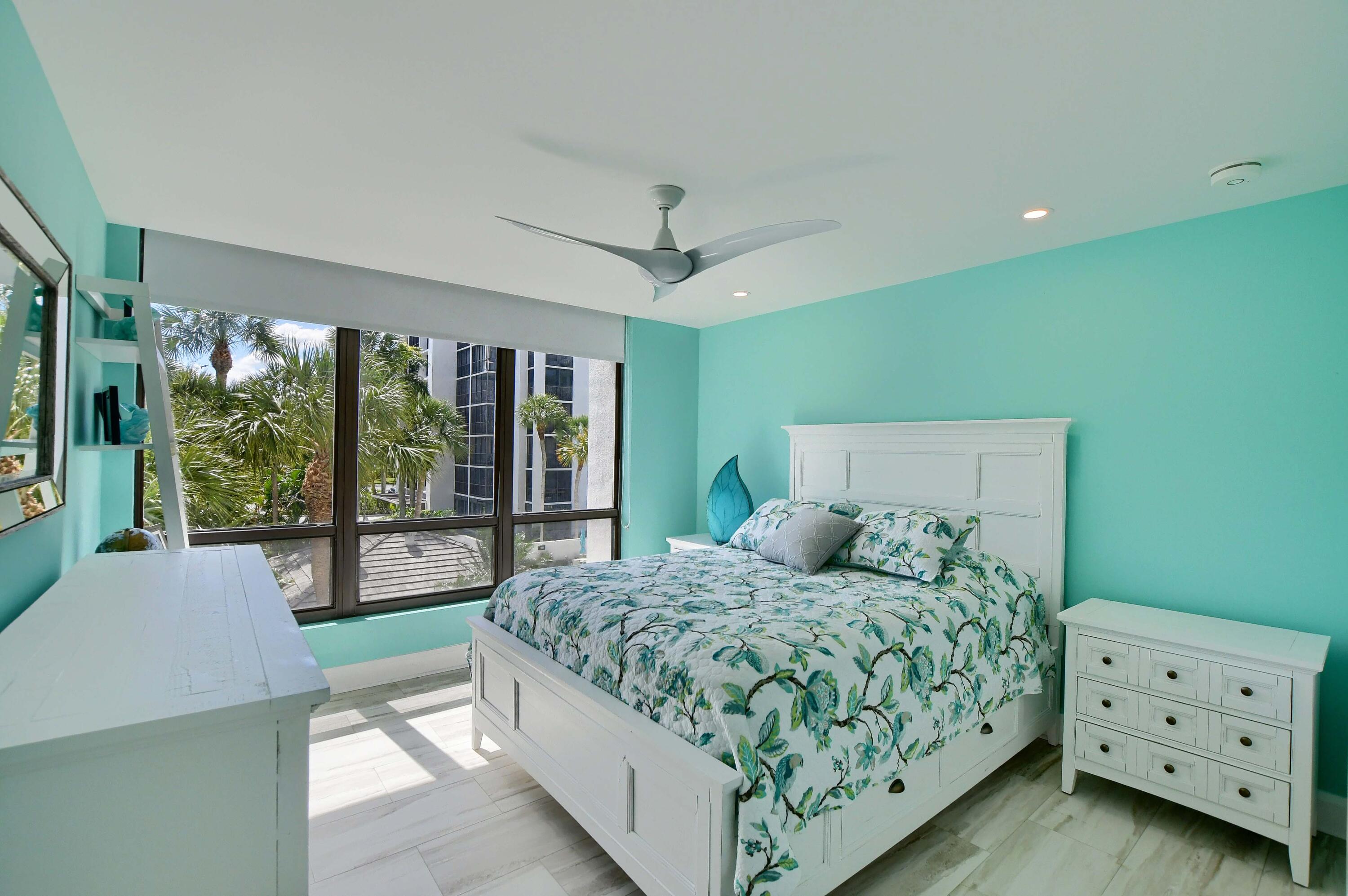 7847 Lakeside Boulevard, Unit 1032 Boca Raton, FL 33434 - Photo 17 of 49 17_ebf_1660-hdr(5)