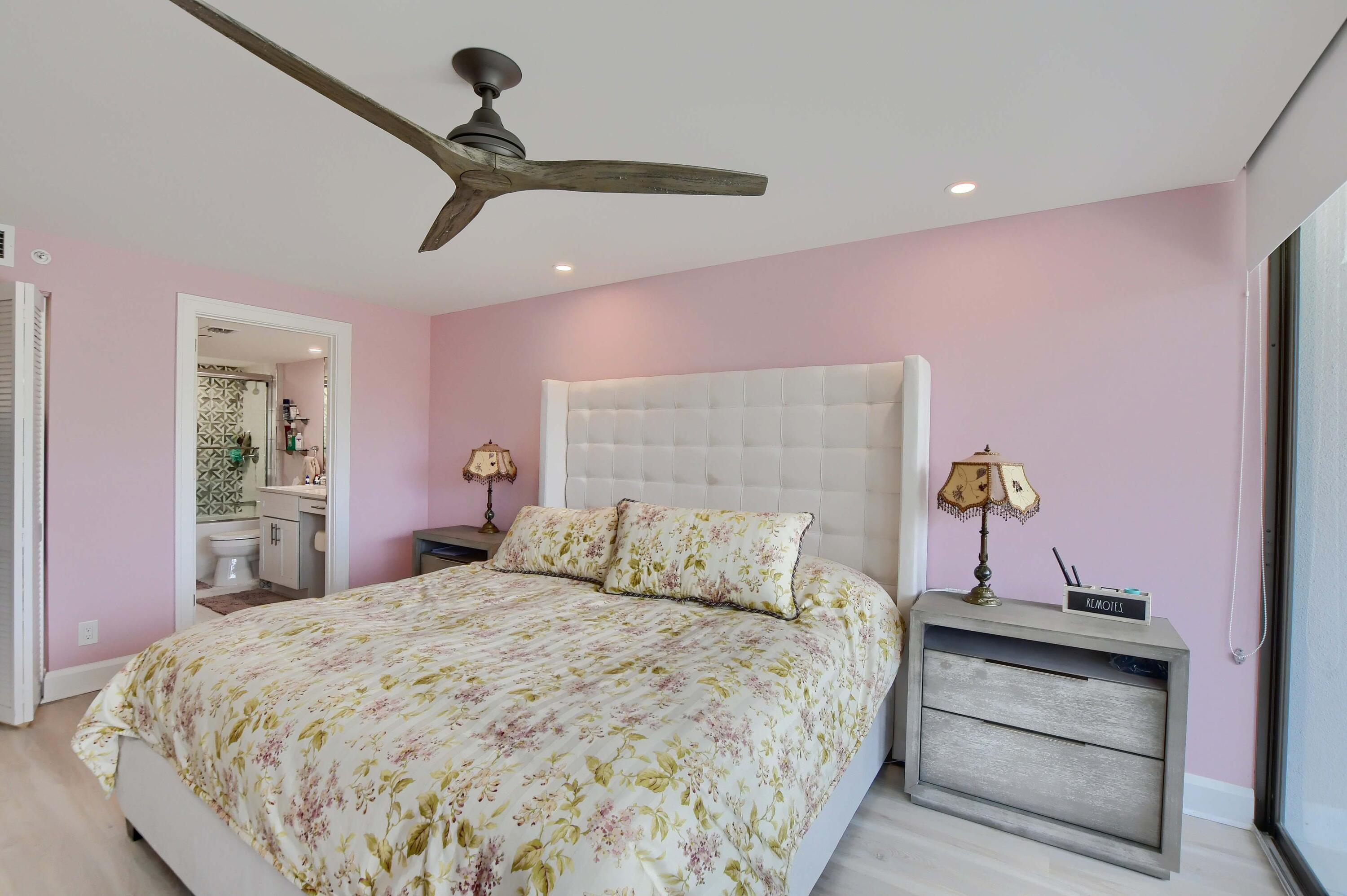 7847 Lakeside Boulevard, Unit 1032 Boca Raton, FL 33434 - Photo 21 of 49 21_ebf_1680-hdr(5)