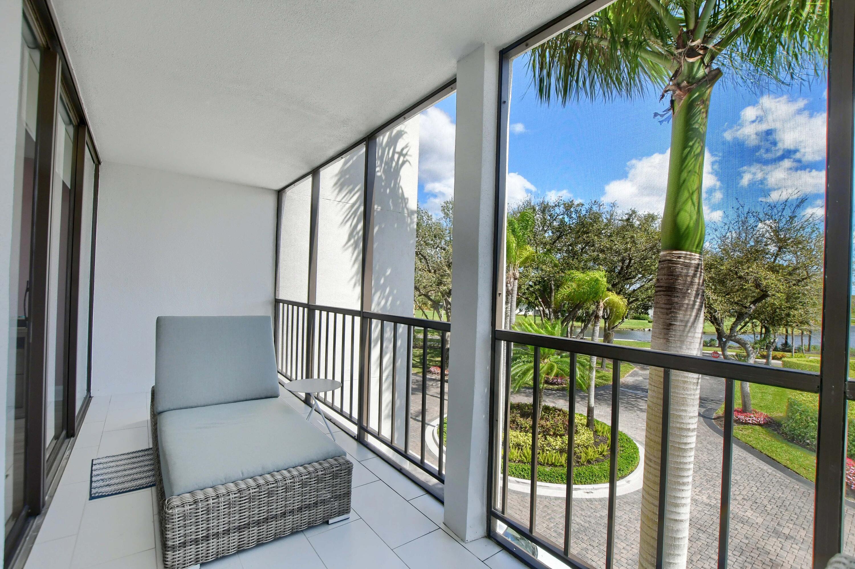 7847 Lakeside Boulevard, Unit 1032 Boca Raton, FL 33434 - Photo 25 of 49 25_ebf_1700-hdr(5)