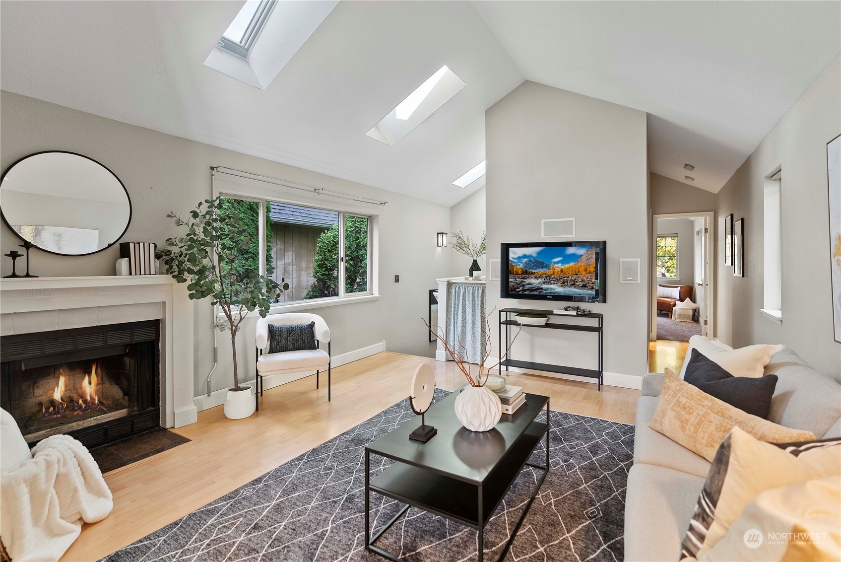 2129 North 88th Street Seattle, WA 98103 - Photo 7 of 20 Gallery Image 7