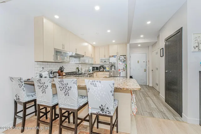 $695,000 | 2408 Ocean Avenue, Unit 4 | Homecrest