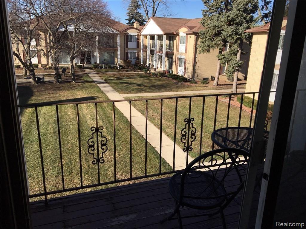 29297 Hayes Road, Unit 26 Warren, MI 48088 - Photo 2 of 14 TR14.JPG