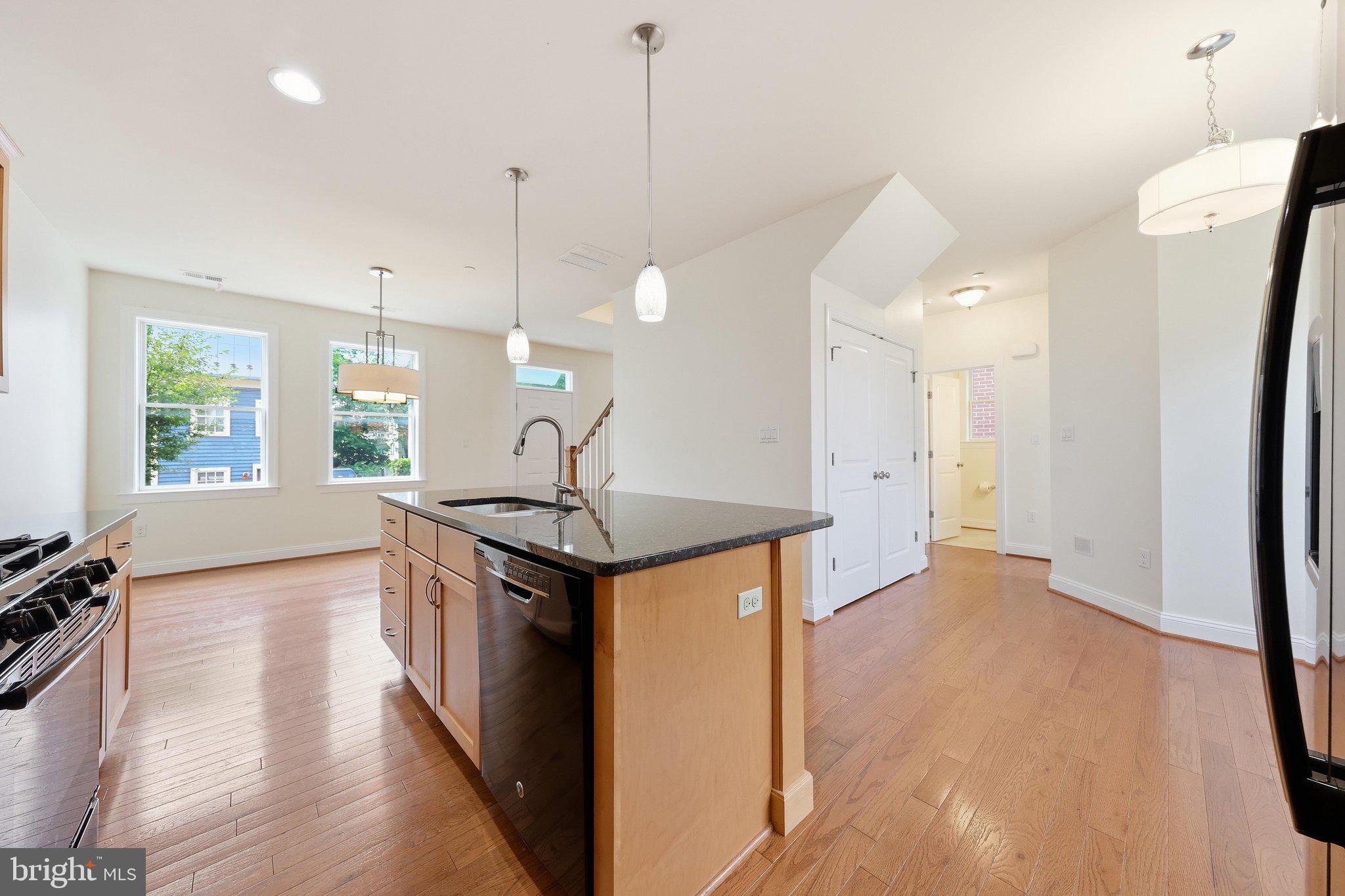 25 West 6th Street Frederick, MD 21701 - Photo 16 of 68 Kitchen & Dining Room