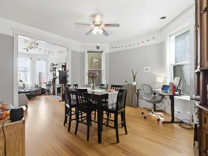 $2,349,000 | 863 West Newport Avenue, Chicago, IL 60657