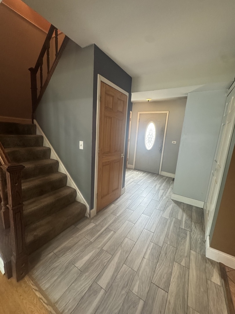 140 Julie Road Bolingbrook, IL 60440 - Photo 13 of 31
