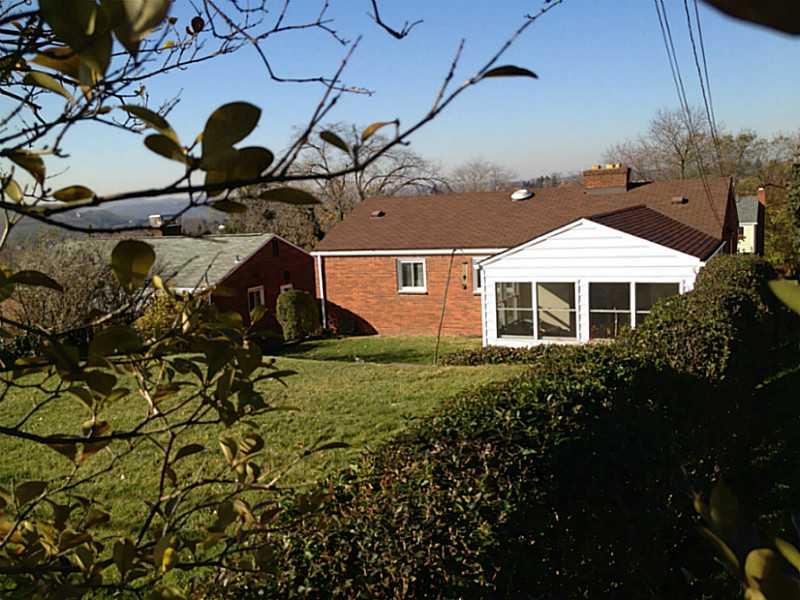 1817 Borland Road Pittsburgh, PA 15243 - Photo 5 of 19 Exterior Back. Nice yard