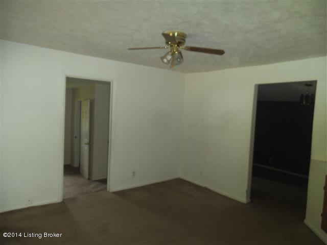 4514 Hopewell Road Louisville, KY 40299 - Photo 2 of 12 DSCF7786 (Small)
