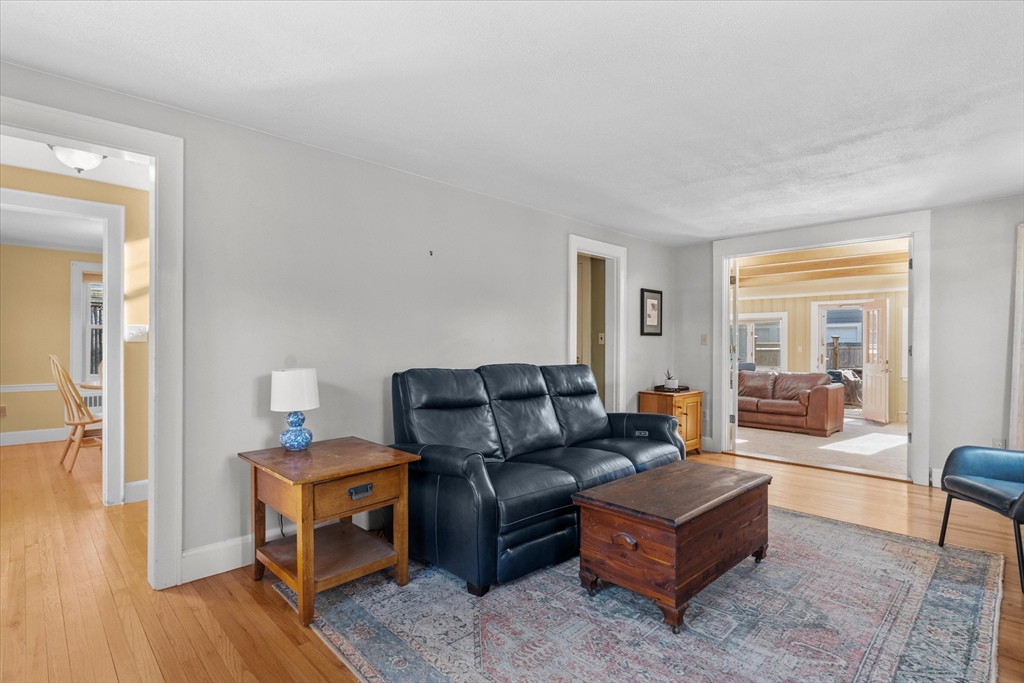 12 Sylvan Road Westwood, MA 02090 - Photo 6 of 33 Gallery Image 6